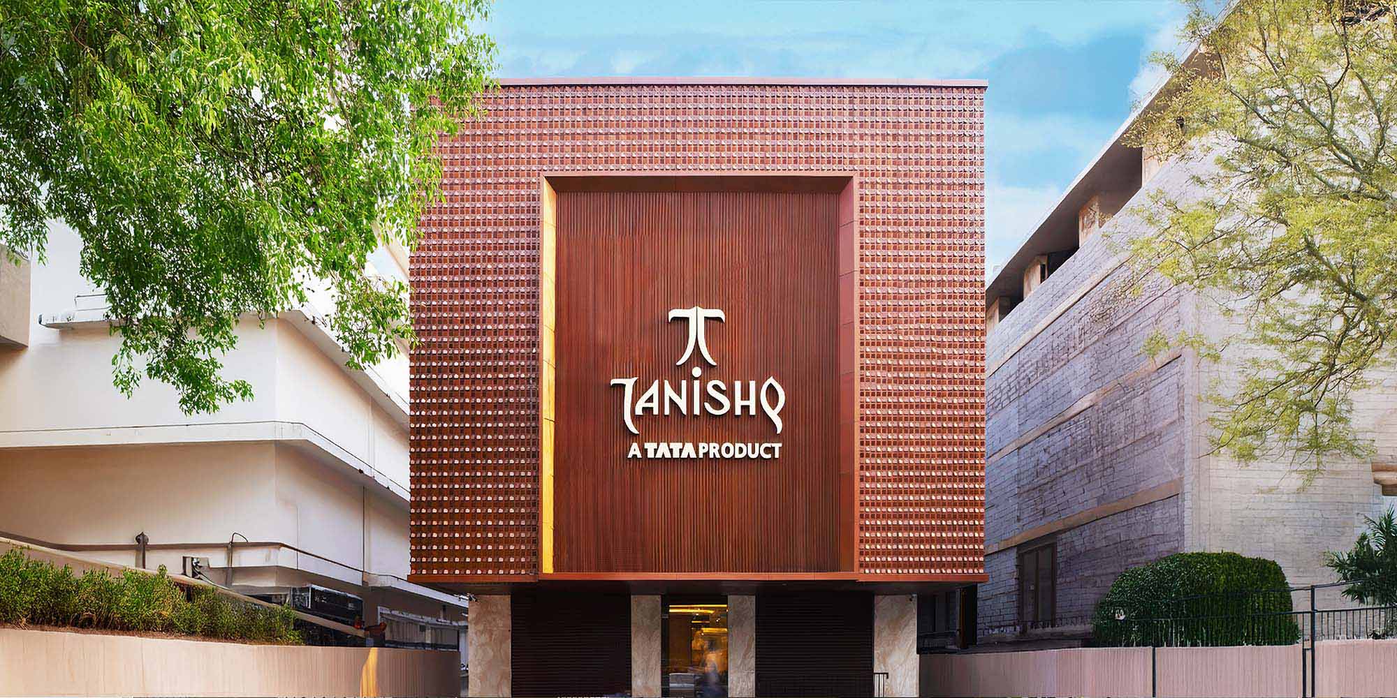 Shop Front ACP Cladding by Vee Kay